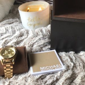Authentic Michael Kors gold watch. Box & instructi